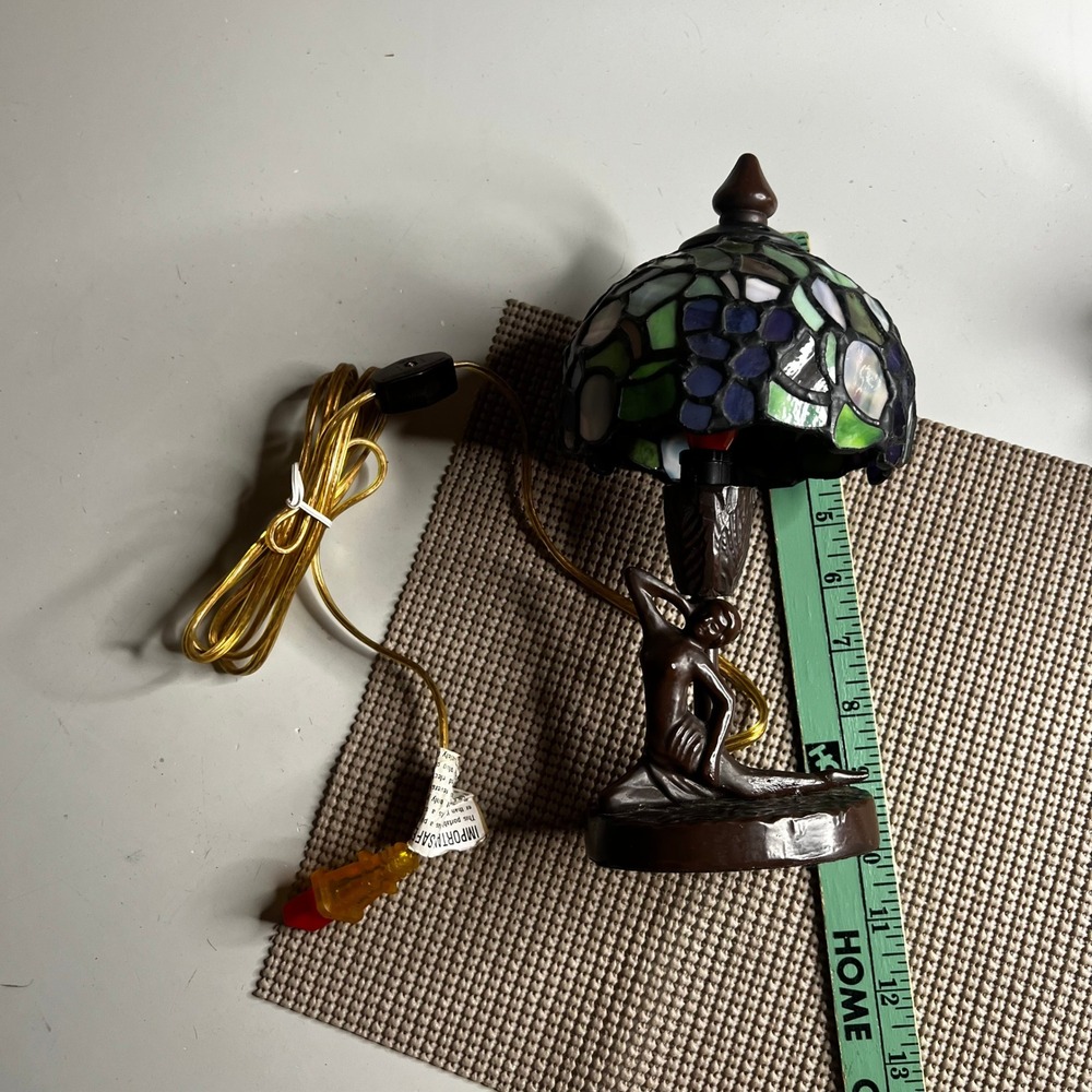 Art Deco Seated Lady Accent Lamp Stained Glass Slag Shade Bronze Finish 9.5 inch